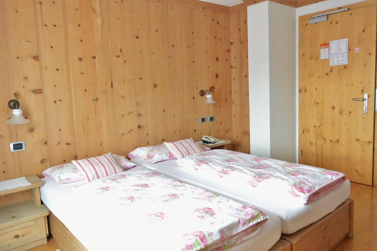 Hotel Garnì al Plan Livigno Ngoại thất bức ảnh